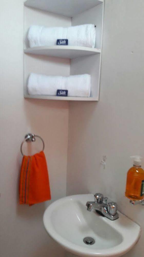 Hostal Deluxe Santander Manizales Eksteriør billede