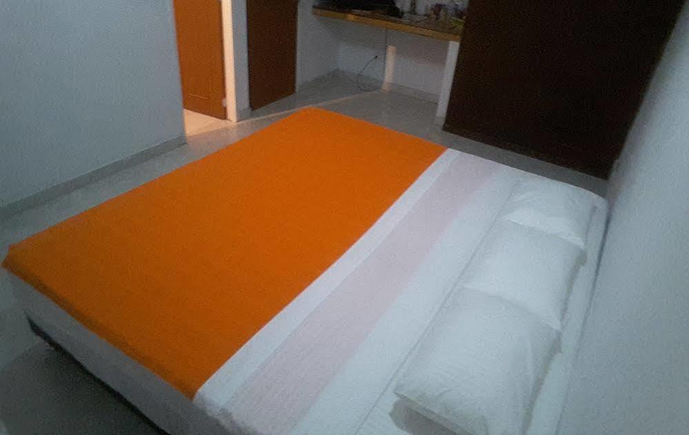 Hostal Deluxe Santander Manizales Eksteriør billede